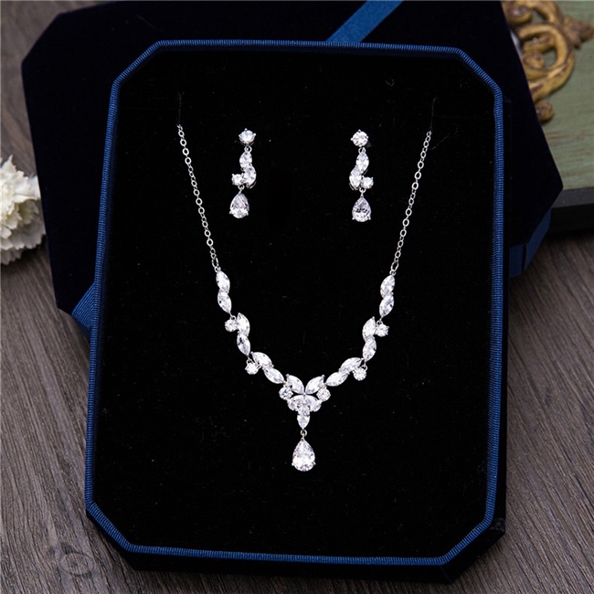 10 Flower C/Z Stone Necklace and Earrings Set